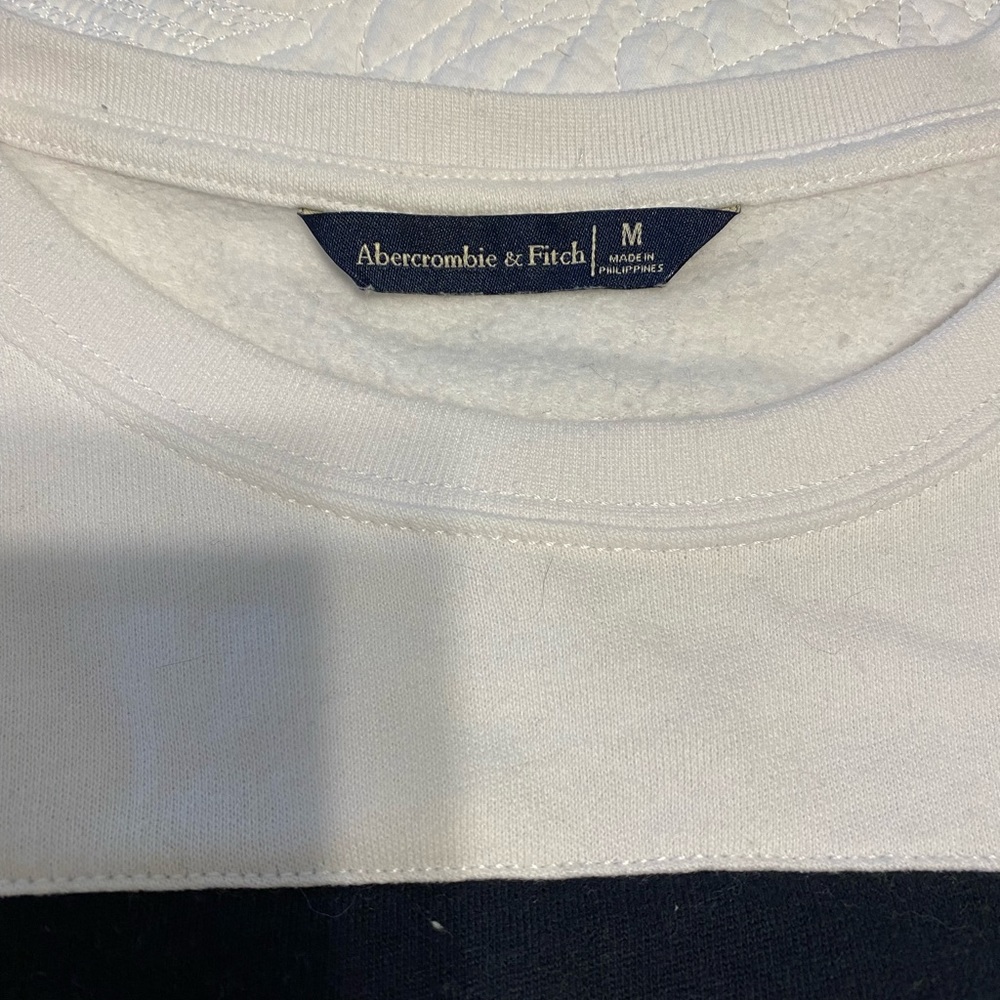 Abercrombie Varsity Sweatshirt - Picture 4 of 5
